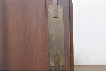 オランダアンティーク　クラシカルな佇まいの彫刻キャビネット(サイドキャビネット、サイドボード、戸棚、収納棚)(R-072032)