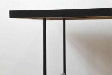 中古　美品!!　METROCS(メトロクス)　Pierre Paulin(ピエール・ポラン)　シンプルでおしゃれなデスク(片袖机、ワークデスク、在宅用、在宅ワーク用)(定価約20万円)(R-072036)