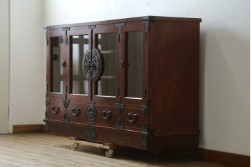 中古　岩谷堂箪笥　迫力のある杢目が魅力的なサイドボード　(R-072044)