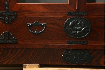 中古　岩谷堂箪笥　迫力のある杢目が魅力的なサイドボード　(R-072044)