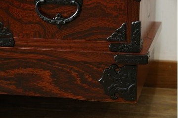 中古　岩谷堂箪笥　迫力のある杢目が魅力的なサイドボード　(R-072044)