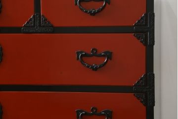 中古　美品!!　希少モデル　赤黒呂塗り　藤原塗り　朱塗り　色のコントラストが鮮やかで美しい岩谷堂箪笥(整理箪笥、収納箪笥、衣装箪笥、和箪笥、引き出し)(定価約110万円)(R-072046)