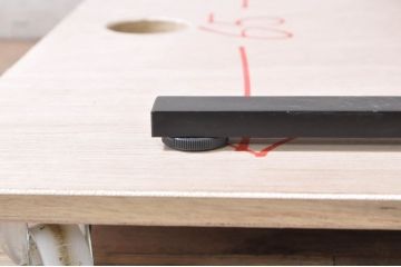 中古　イタリア　スタイリッシュでモダンなデザインが格好良いサイドテーブル(コンソールテーブル、コーヒーテーブル、カフェテーブル)(R-072052)