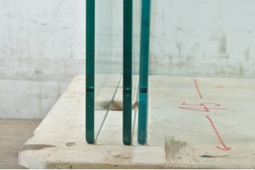 イタリアビンテージ　Gallotti&Radice(ガロッティ&ラディス)　シンプルでモダンなデザインのガラスネストテーブル(サイドテーブル、カフェテーブル、ヴィンテージ)(R-072053)