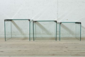 イタリアビンテージ　Gallotti&Radice(ガロッティ&ラディス)　シンプルでモダンなデザインのガラスネストテーブル(サイドテーブル、カフェテーブル、ヴィンテージ)(R-072053)