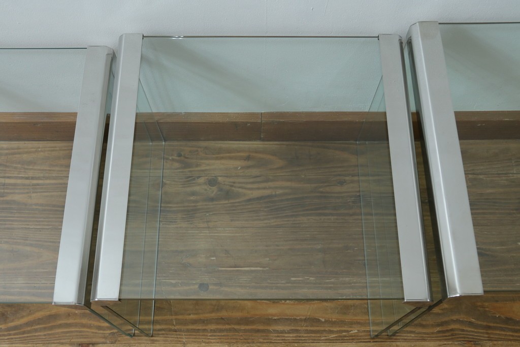 イタリアヴィンテージ　Gallotti&Radice(ガロッティ&ラディス)　シンプルでモダンなデザインのガラスネストテーブル　(R-072053)