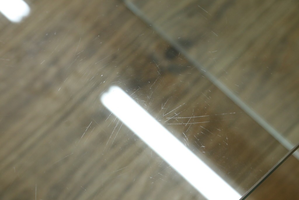 イタリアヴィンテージ　Gallotti&Radice(ガロッティ&ラディス)　シンプルでモダンなデザインのガラスネストテーブル　(R-072053)