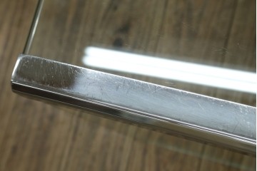 イタリアヴィンテージ　Gallotti&Radice(ガロッティ&ラディス)　シンプルでモダンなデザインのガラスネストテーブル　(R-072053)