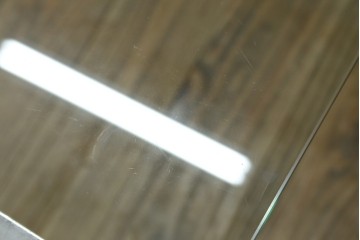 イタリアヴィンテージ　Gallotti&Radice(ガロッティ&ラディス)　シンプルでモダンなデザインのガラスネストテーブル　(R-072053)