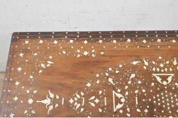 アジアンアンティーク　チーク材　繊細で華やかな象嵌入りのローテーブル(センターテーブル、リビングテーブル)(R-072055)