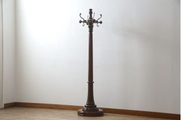 和製ビンテージ　カリモク(karimoku)　シックな色合いと品のある佇まいが魅力のポールハンガー(コートハンガー、帽子掛け、店舗什器、ヴィンテージ)(R-072056)
