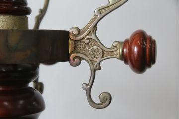 和製ビンテージ　カリモク(karimoku)　シックな色合いと品のある佇まいが魅力のポールハンガー(コートハンガー、帽子掛け、店舗什器、ヴィンテージ)(R-072056)