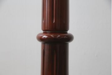 和製ビンテージ　カリモク(karimoku)　シックな色合いと品のある佇まいが魅力のポールハンガー(コートハンガー、帽子掛け、店舗什器、ヴィンテージ)(R-072056)