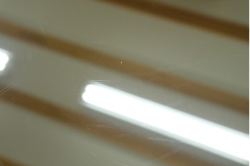 和製ヴィンテージ　北海道民芸家具　シックな色合いが上品な印象のスタンドミラー　(R-072057)