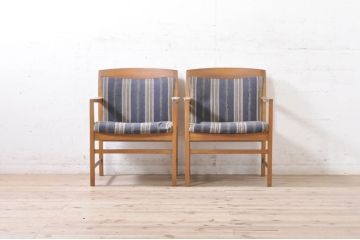 和製ビンテージ　北海道旭川家具　CONDE HOUSE(カンディハウス)　インテリアセンター　ナラ(楢)材　シンプルなデザインが取り入れやすいアームチェア2脚セット(ダイニングチェア、椅子、イス、いす、ヴィンテージ、バラ売り可能)(R-072063)