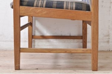 和製ビンテージ　北海道旭川家具　CONDE HOUSE(カンディハウス)　インテリアセンター　ナラ(楢)材　シンプルなデザインが取り入れやすいアームチェア2脚セット(ダイニングチェア、椅子、イス、いす、ヴィンテージ、バラ売り可能)(R-072063)