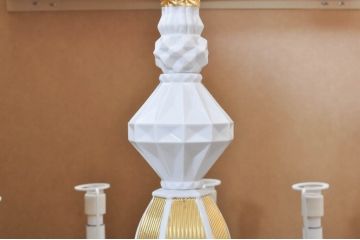 中古　極美品　Lladro(リヤドロ)　Belle de Nuit(ベル・ドュ・ニュイ)　ポーセリンシーリングランプ　2018年製　エレガントな空間を演出するシャンデリア12灯(吊り下げ型磁器、吊り下げ照明、天井照明)(定価約225万円)(R-072071)