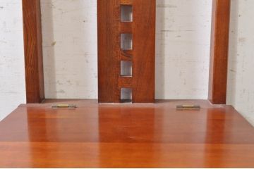 中古　美品　民芸家具　栓材　収納付きで便利な囲炉裏チェア2脚セット(椅子、ダイニングチェア、板座チェア)(R-072073)