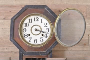 和製アンティーク　愛知県時計製造共同組合(AICHIKEN　CLOCK-MAKERS'　UNION'S　MARK)　REGULATOR　年月を重ねた趣溢れるレトロな掛け時計(八角時計、柱時計、古時計、振り子時計)(R-072087)