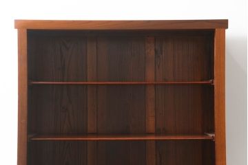 中古　美品　ニレ材　上質な和の空間を演出する格子引き戸の水屋箪笥サイドボード(食器棚、茶箪笥、サイドキャビネット、収納棚、戸棚、店舗什器)(R-072094)