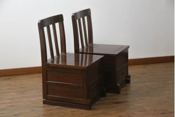 中古　美品　引き出し付きで使い勝手抜群の回転チェア2脚セット(回転椅子、板座チェア、ダイニングチェア、椅子、イス)(R-072099)