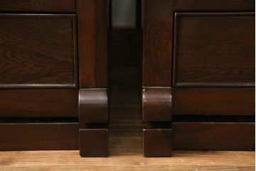 中古　美品　引き出し付きで使い勝手抜群の回転チェア2脚セット(回転椅子、板座チェア、ダイニングチェア、椅子、イス)(R-072099)