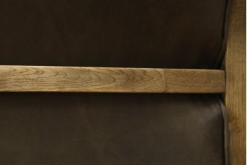 中古　美品　HALO(ハロ)　LOFFEE(ロフィ)　本革　ヴィンテージ加工を施したレザーが格好いい2Pソファ(2人掛けソファ、二人掛け、ラブソファ、アームソファ、レザーソファ)(R-072101)
