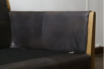 中古　美品　HALO(ハロ)　LOFFEE(ロフィ)　本革　ヴィンテージ加工を施したレザーが格好いい2Pソファ(2人掛けソファ、二人掛け、ラブソファ、アームソファ、レザーソファ)(R-072101)