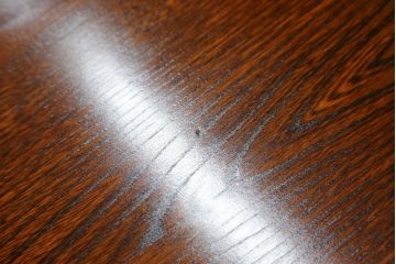中古　美品　秋田県　川連漆民芸箪笥　美しい木目が目を惹く重厚な佇まいのがんこ箪笥(整理タンス、収納箪笥、引き出し、サイドチェスト)(定価約42万円)(R-072105)