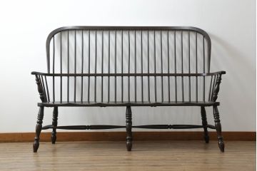 中古　松本民芸家具　♯513型長ウインザーチェア　クラシカルな佇まいのウィンザーベンチ(長椅子、3人掛けベンチ、ウィンザーチェア)(定価約39万円)(R-072108)
