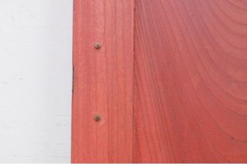 アンティーク建具　総欅(ケヤキ)材　空間のアクセントになる幅狭小扉1枚(ドア、木製扉、くぐり戸、潜戸、潜り戸)(R-072129)