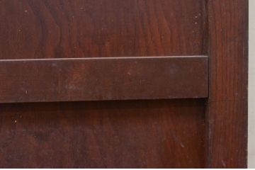アンティーク建具　栗材・ヒバ材　経年を感じる風合いが魅力の金網入り格子蔵戸1枚(玄関戸、玄関ドア、引き戸、格子戸)(R-072134)