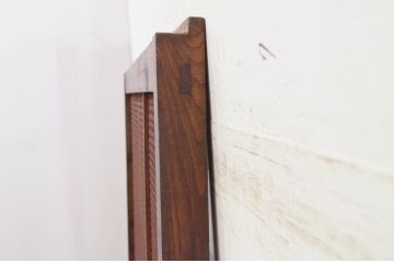 アンティーク建具　栗材・ヒバ材　経年を感じる風合いが魅力の金網入り格子蔵戸1枚(玄関戸、玄関ドア、引き戸、格子戸)(R-072134)