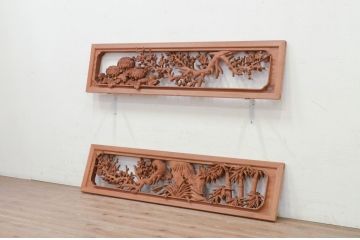 アンティーク建具　井波彫刻　日展審査員　宮崎辰児作　四君子(蘭・菊・梅・竹)　繊細なデザインが目を惹く両面彫刻欄間1対2枚セット(明かり取り、明り取り)(R-072144)