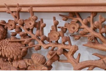 アンティーク建具　井波彫刻　日展審査員　宮崎辰児作　四君子(蘭・菊・梅・竹)　繊細なデザインが目を惹く両面彫刻欄間1対2枚セット(明かり取り、明り取り)(R-072144)