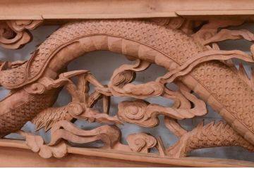 アンティーク建具　激レア　希少デザイン　井波彫刻　茂一作　躍動感ある竜(龍)が見事な両面彫刻欄間2枚セット(明かり取り、明り取り)(R-072146)