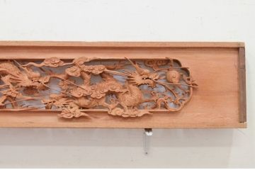 アンティーク建具　井波彫刻　躍動感ある竜(龍)が見事な両面彫刻欄間2枚セット(明かり取り、明り取り)(R-072147)