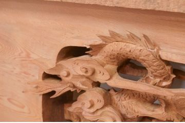 アンティーク建具　井波彫刻　躍動感ある竜(龍)が見事な両面彫刻欄間2枚セット(明かり取り、明り取り)(R-072147)