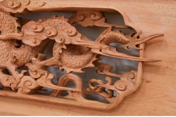 アンティーク建具　井波彫刻　躍動感ある竜(龍)が見事な両面彫刻欄間2枚セット(明かり取り、明り取り)(R-072147)