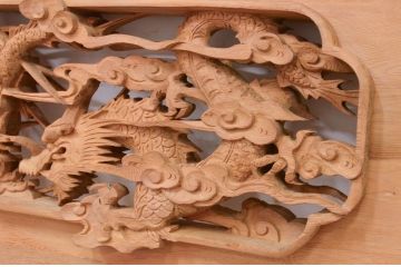 アンティーク建具　井波彫刻　躍動感ある竜(龍)が見事な両面彫刻欄間2枚セット(明かり取り、明り取り)(R-072147)
