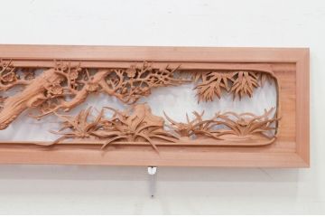 アンティーク建具　井波彫刻　谷口草雲作　繊細な四君子(蘭・菊・梅・竹)のデザインが目を惹く両面彫刻欄間2枚セット(明かり取り、明り取り)(R-072149)