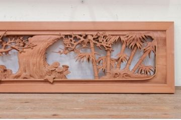 アンティーク建具　井波彫刻　谷口草雲作　繊細な四君子(蘭・菊・梅・竹)のデザインが目を惹く両面彫刻欄間2枚セット(明かり取り、明り取り)(R-072149)