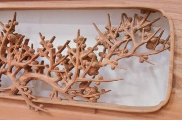 アンティーク建具　井波彫刻　谷口草雲作　繊細な四君子(蘭・菊・梅・竹)のデザインが目を惹く両面彫刻欄間2枚セット(明かり取り、明り取り)(R-072149)