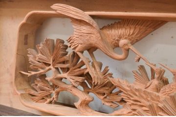 アンティーク建具　井波彫刻　振光作　躍動感ある松に鶴が美しい両面彫刻欄間1枚(明り取り、明かり取り、在銘有り)(R-072152)