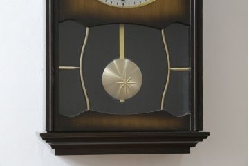 和製アンティーク　SEIKO(セイコー)　30DAY　クォーツ式　昔懐かしい雰囲気を醸し出す掛け時計(柱時計、古時計、振り子時計)(R-072170)