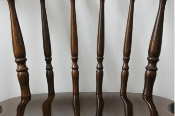 中古　飛騨産業　キツツキ　穂高シリーズ　WINDSOR　ブナ材　カントリースタイルにおすすめのウィンザーチェア4脚セット(ウインザーチェア、ダイニングチェア、板座チェア、椅子、イス)(R-072204)