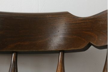 中古　飛騨産業　キツツキ　穂高シリーズ　WINDSOR　ブナ材　カントリースタイルにおすすめのウィンザーチェア4脚セット(ウインザーチェア、ダイニングチェア、板座チェア、椅子、イス)(R-072204)