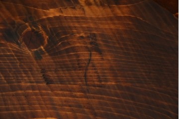 中古　指物作家　矢澤金太郎作　素朴な佇まいの中にも存在感のある椅子　(R-072206)