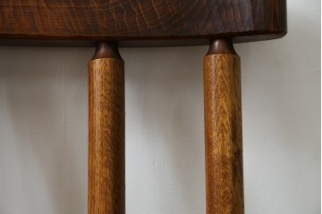 中古　指物作家　矢澤金太郎作　素朴な佇まいの中にも存在感のある椅子　(R-072206)