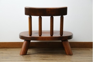 中古　指物作家　矢澤金太郎作　素朴な佇まいの中にも存在感のある椅子　(R-072206)